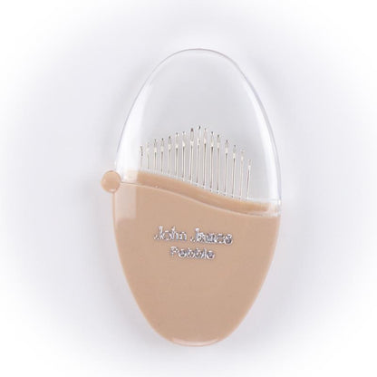 John James Pebble- Quilting. Assorted Sizes 3-9. Includes 16 Needles.