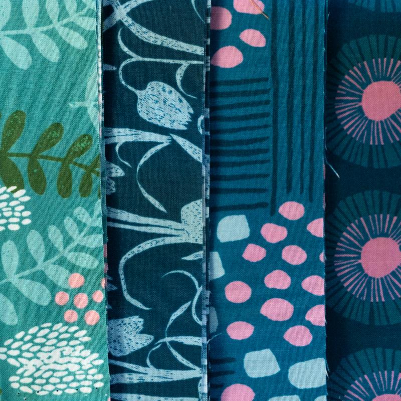 Flocked Table Runner Bundle | 10% Savings