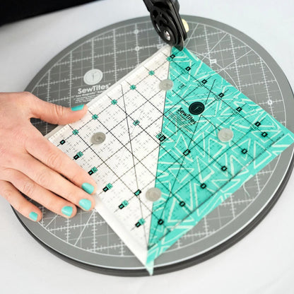 Sew Magnetic 11in Rotating Self-Healing Cutting Mat